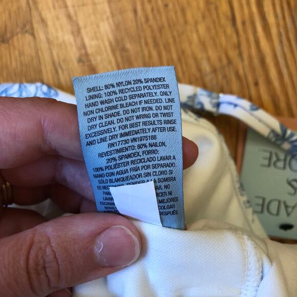 Shade & Shore NWT Blue Toile Floral Print One-Piece Swimsuit XL (16) - Picture 8 of 11